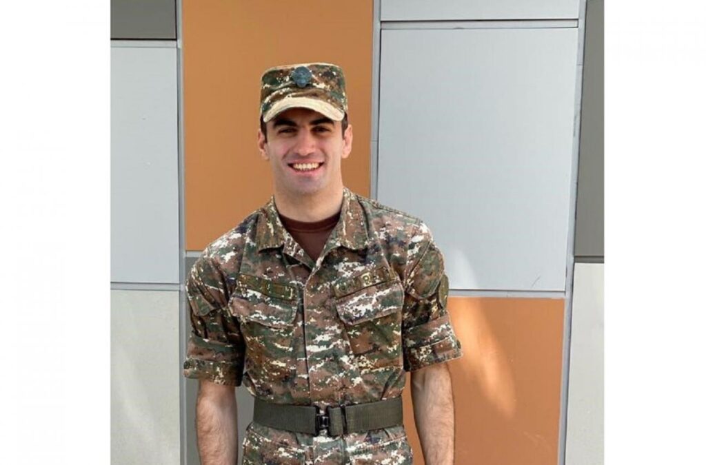 ԵՊԲՀ ինտերնը պատասխանատվությամբ է մոտենում հայրենիքին և Հայոց բանակին ծառայելու գործին