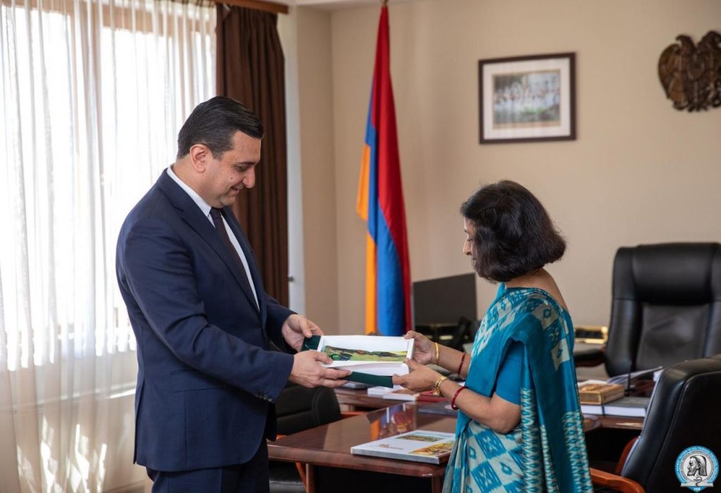 ԵՊԲՀ ռեկտորը հյուրընկալեց Հնդկաստանի նորանշանակ դեսպանին