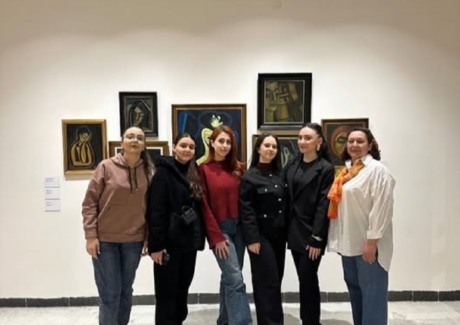 Հաղորդակցում արվեստի հետ