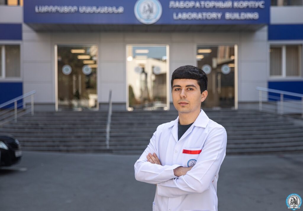 Լավ մասնագետ լինելու ձգտումը Դավիթ Ղազարյանին բերել է ԵՊԲՀ