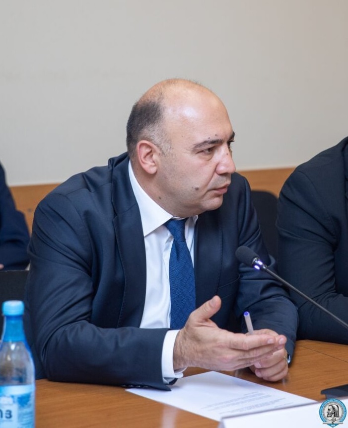 ԵՊԲՀ հոգաբարձուների խորհրդի նախագահի պաշտոնում վերընտրվել է Միքայել Ադամյանը