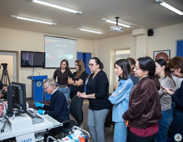 Նյարդ-մկանային հիվանդությունների վերաբերյալ հայ-ֆրանսիական 9-րդ աշխատաժողովը նվիրված էր ասեղային միոգրաֆիային                                        