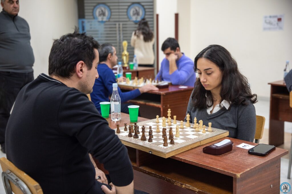 Մրցաշար՝ պրոֆեսորադասախոսական կազմի և աշխատակիցների համար